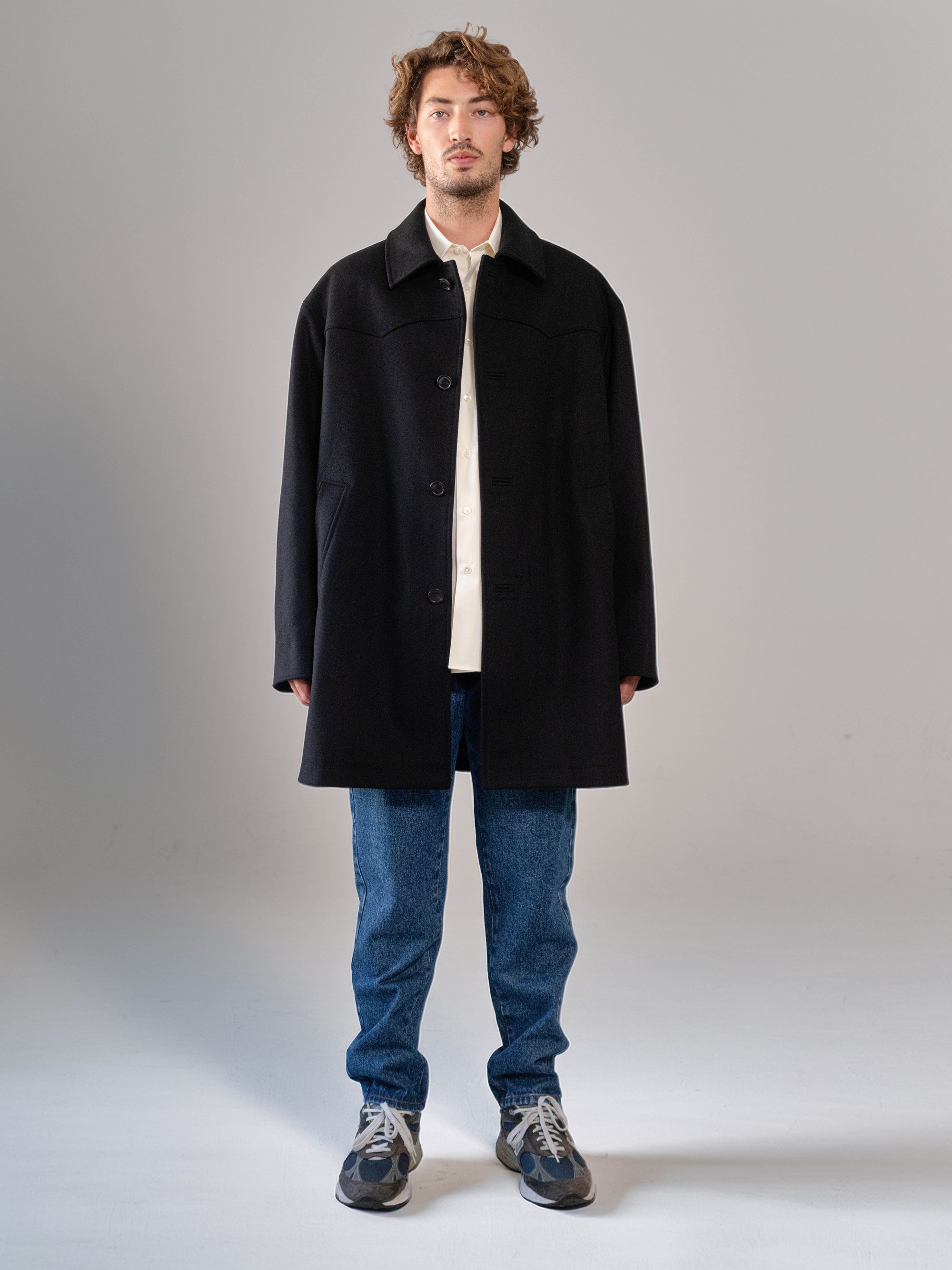 The Bounty Hunter Overcoat - Berni