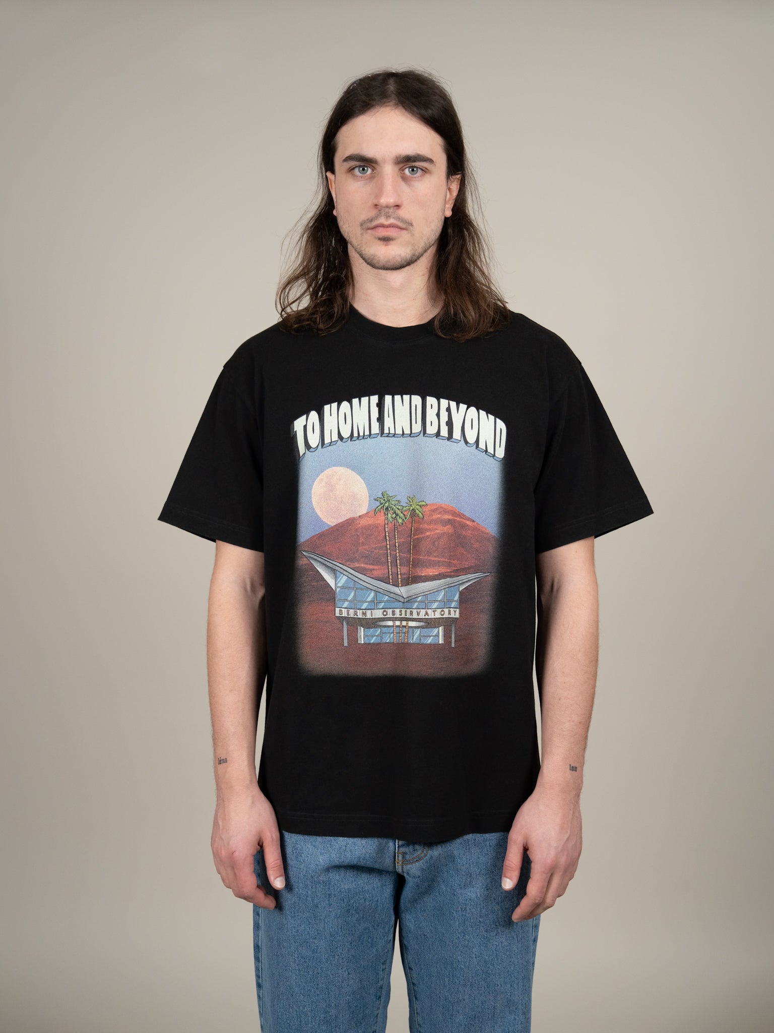 The Do Look Up Tee Black - Berni