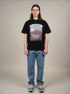 The Do Look Up Tee Black - Berni