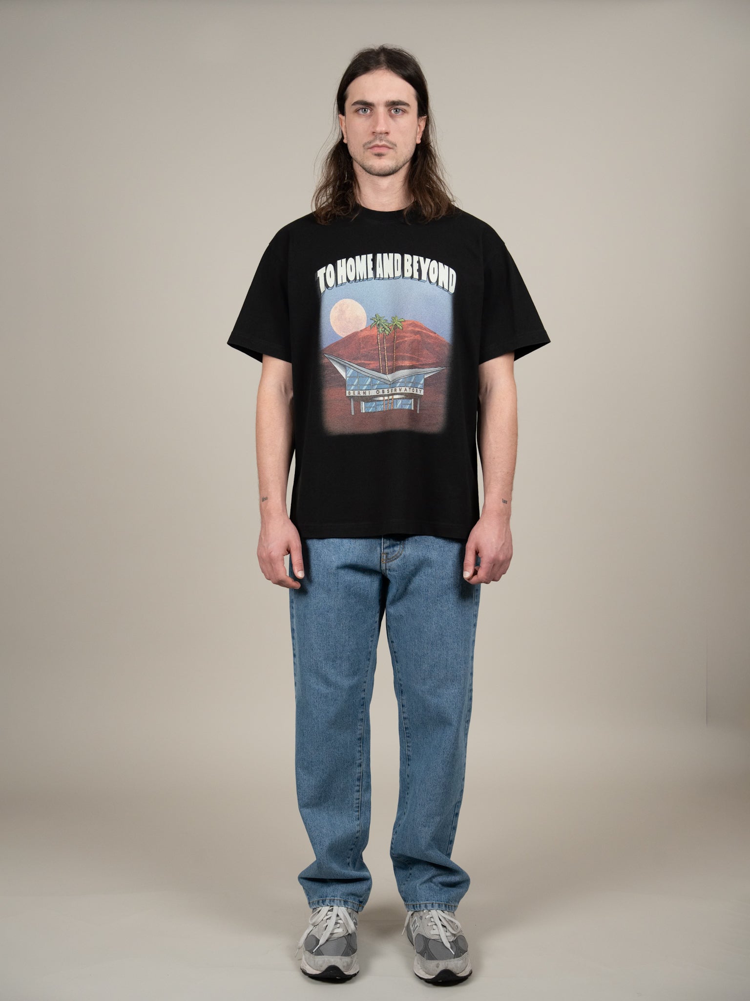 The Do Look Up Tee Black - Berni