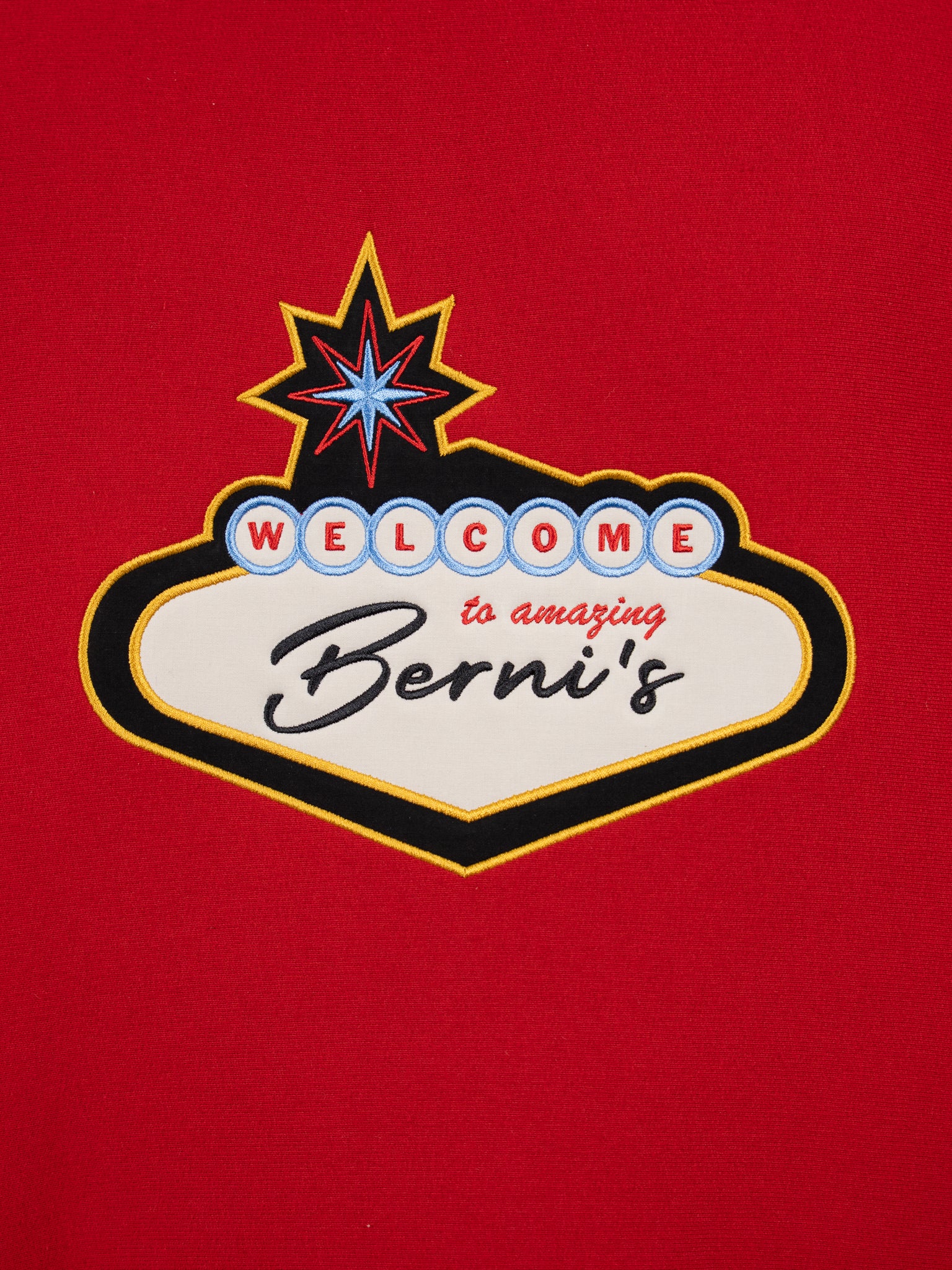 The House of Luck Sweatshirt - Berni
